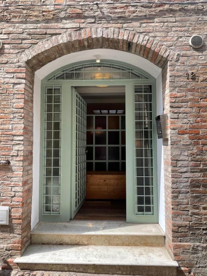 Estense 12 Appartamento In Centro Citta Ferrara Eksteriør billede